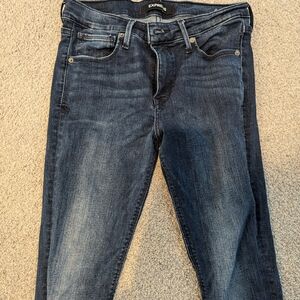 Express skinny jeans 6r like new